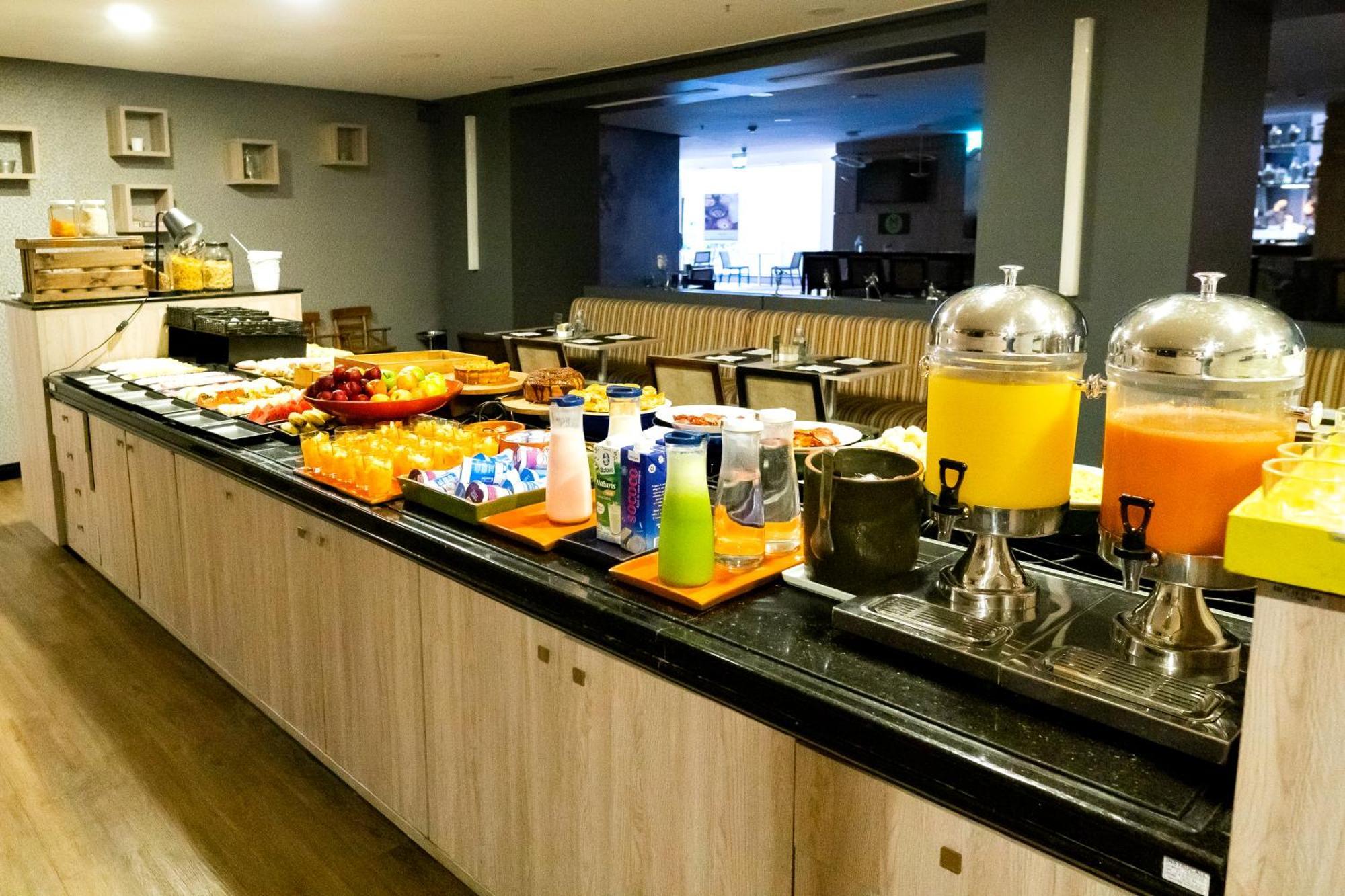 Ibis Sao Jose Dos Campos Colinas Hotel ภายนอก รูปภาพ